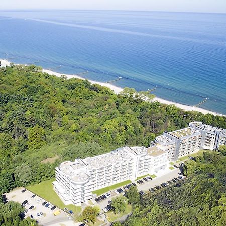Diune Resort By Zdrojowa Kolobrzeg Exterior photo Aerial view of the complex